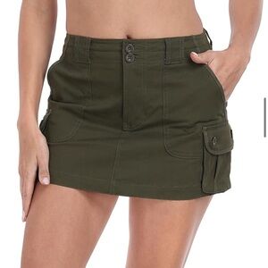 Vanilla Star Khaki Buttoned Mini Skirt. Size XS